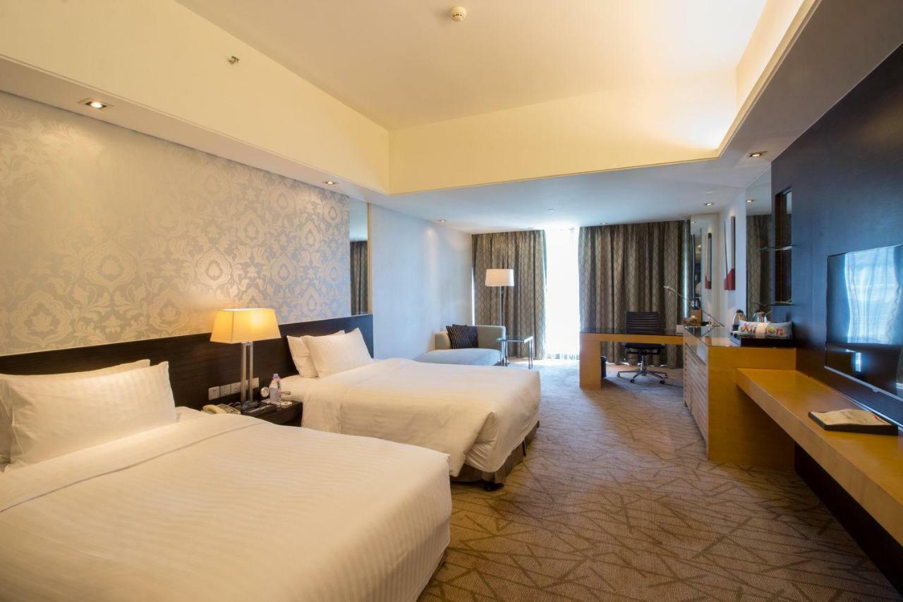 Отель Swiss Grand Xiamen-Harbour View Экстерьер фото